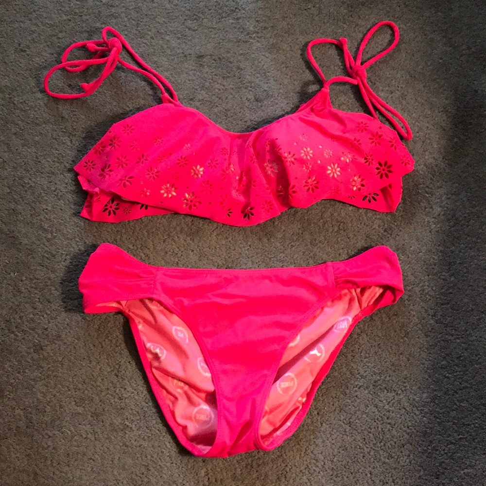 VS Pink Bikini w/Floral Top and Solid Bottoms
